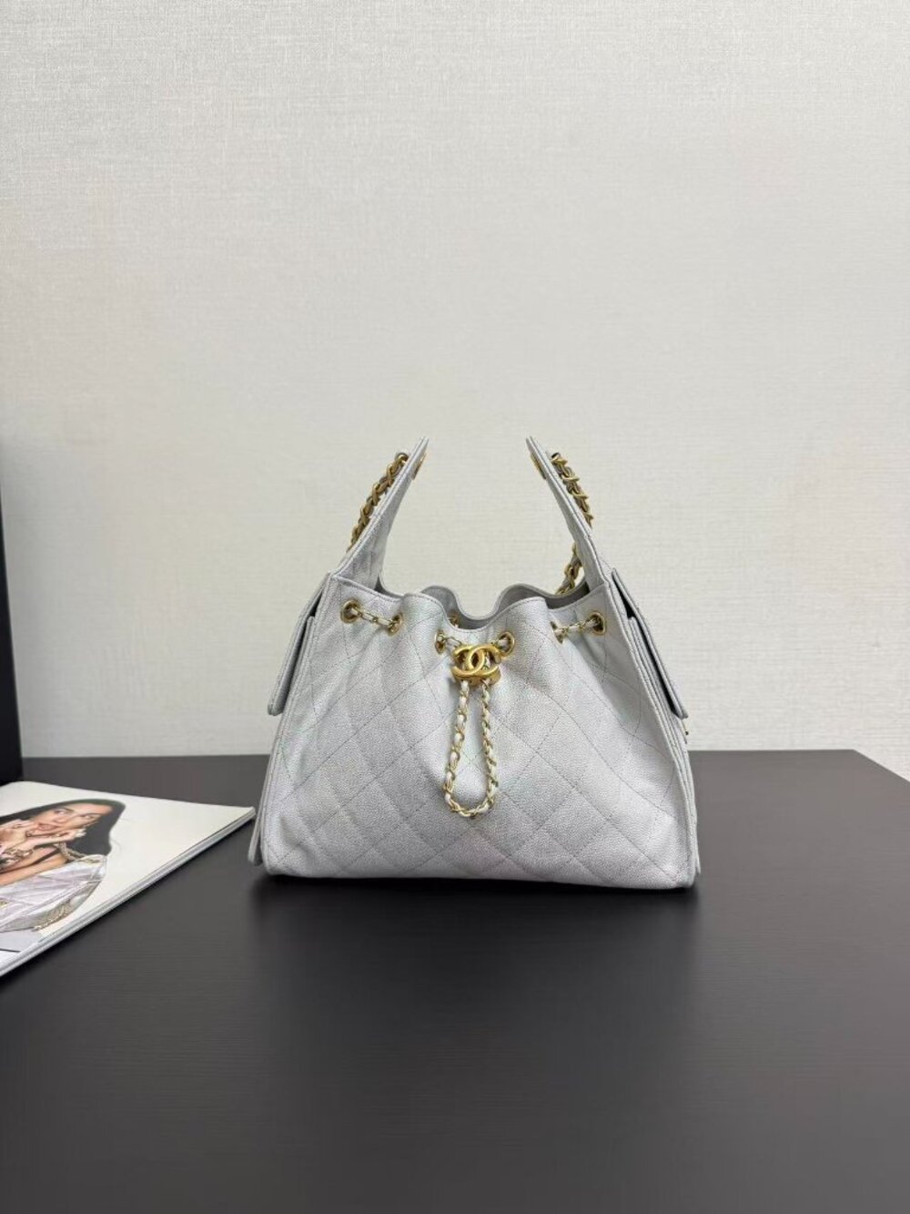 Classic CHANEL Bag: A Stylish and Versatile Choice for Elegance